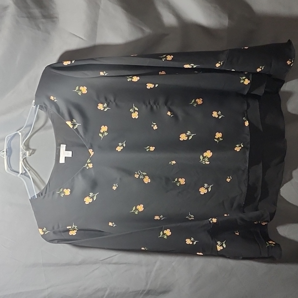 Womens XL Lauren Conrad Black Blouse